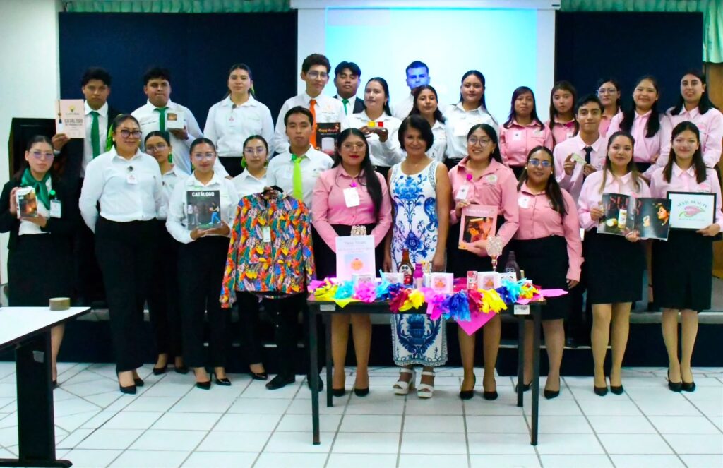 Impulsa UTH talento joven para creación de empresas con tareas integradoras