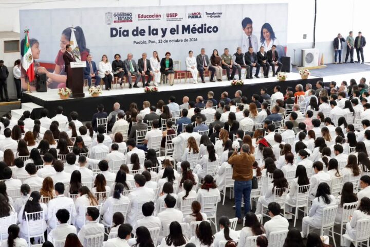 USEP CRECE CON HUMANISMO Y ABRE CAMINO A NUEVAS GENERACIONES DE MÉDICAS Y MÉDICOS