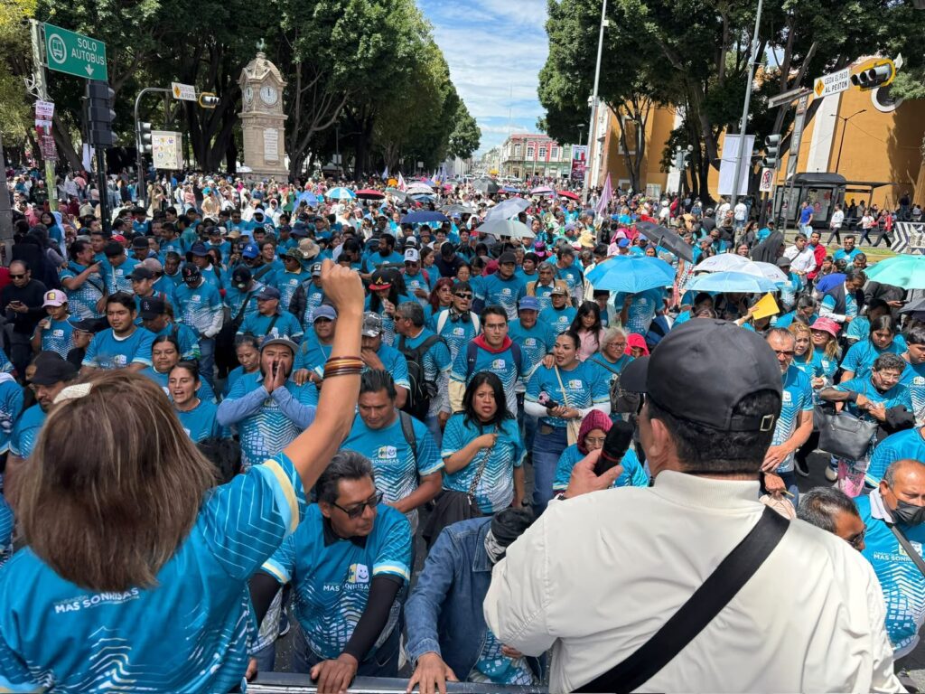 Más de 5 mil integrantes de la Fundación Más Sonrisas Puebla acompañan a Gaby “La Bonita” Sánchez