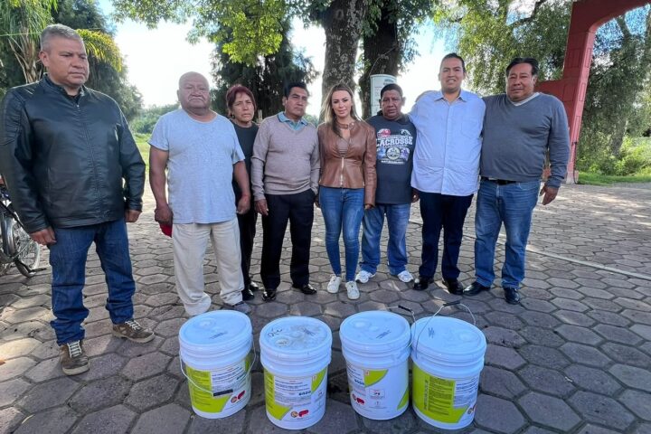 MARÍA DE LA BARREDA ENTREGA PINTURA PARA LA IGLESIA DE SAN JOSÉ ATOTONILCO, EN SAN MATÍAS COCOYOTLA