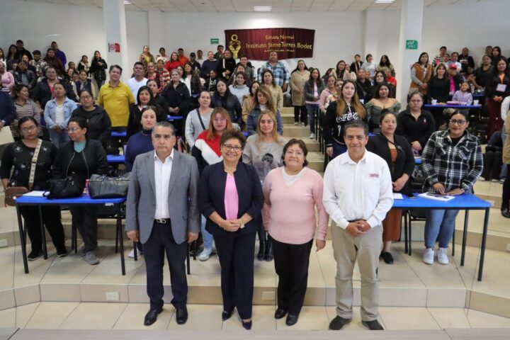 Tere Alfaro, acompañó a madres y padres de familia