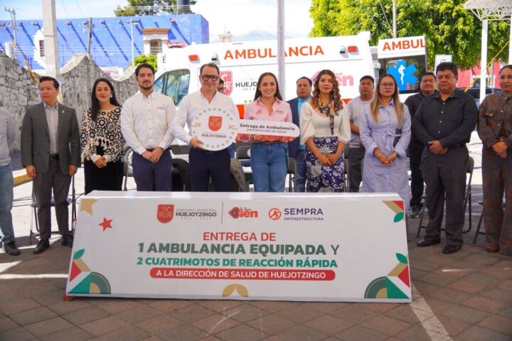 FORTALECEN SHAMY SPEZIA, REGIDURÍA DE SALUD E INICIATIVA PRIVADA CAPACIDAD DE RESPUESTA EN SALUD CON NUEVA AMBULANCIA Y CUATRIMOTOS PARA HUEJOTZINGO