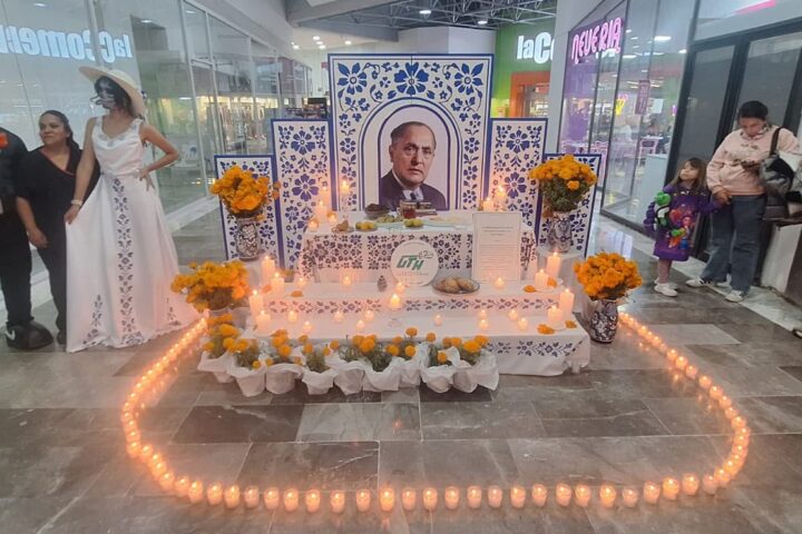 Universidad Tecnológica de Huejotzingo rinde homenaje a Gilberto Bosques Saldívar en tradicional ofrenda